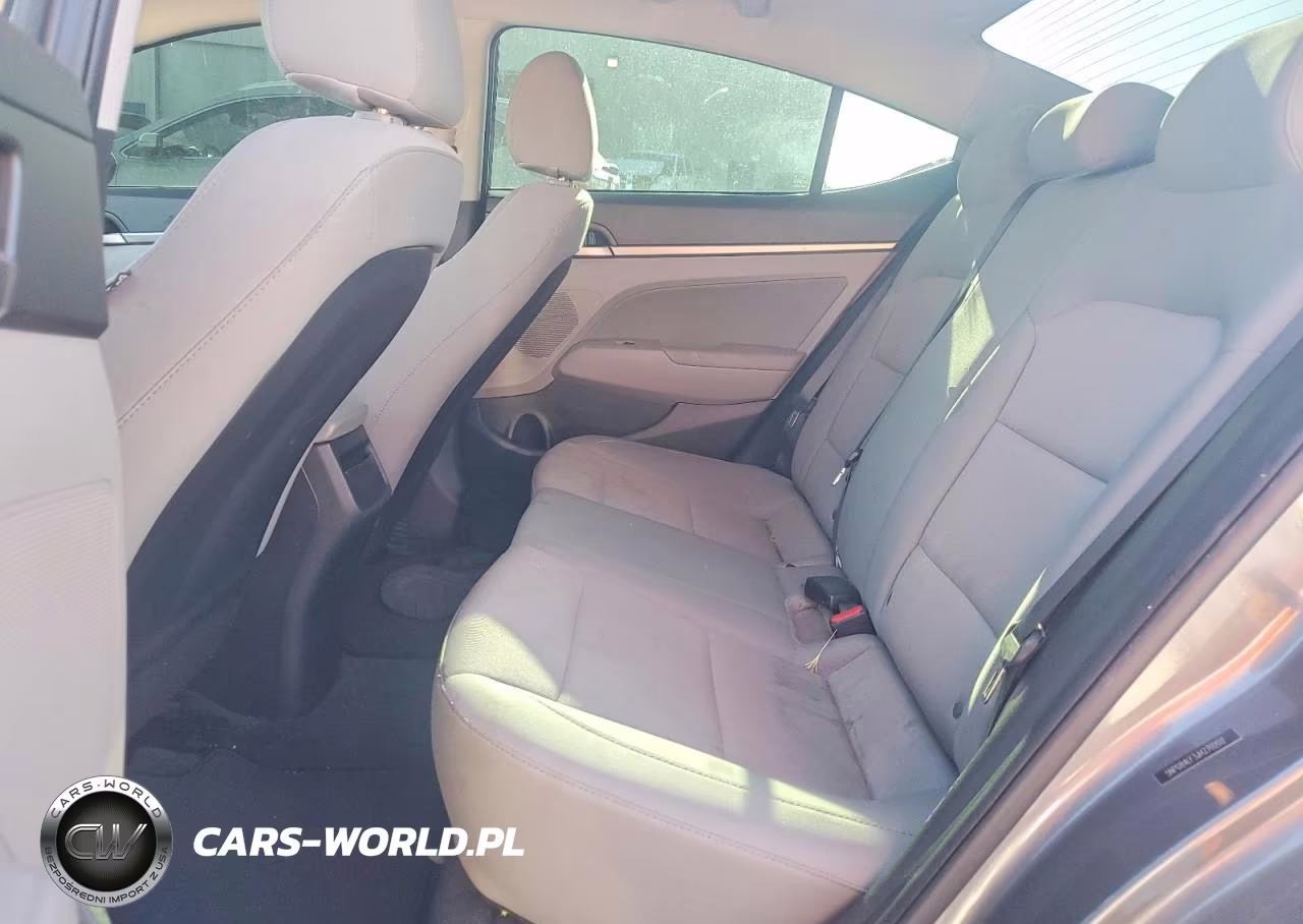2018 Hyundai Elantra Sel VIN:5NPD84LF3JH270202 - 10