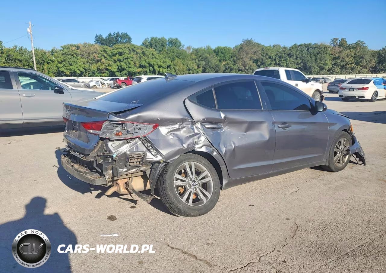 2018 Hyundai Elantra Sel VIN:5NPD84LF3JH270202 - 3
