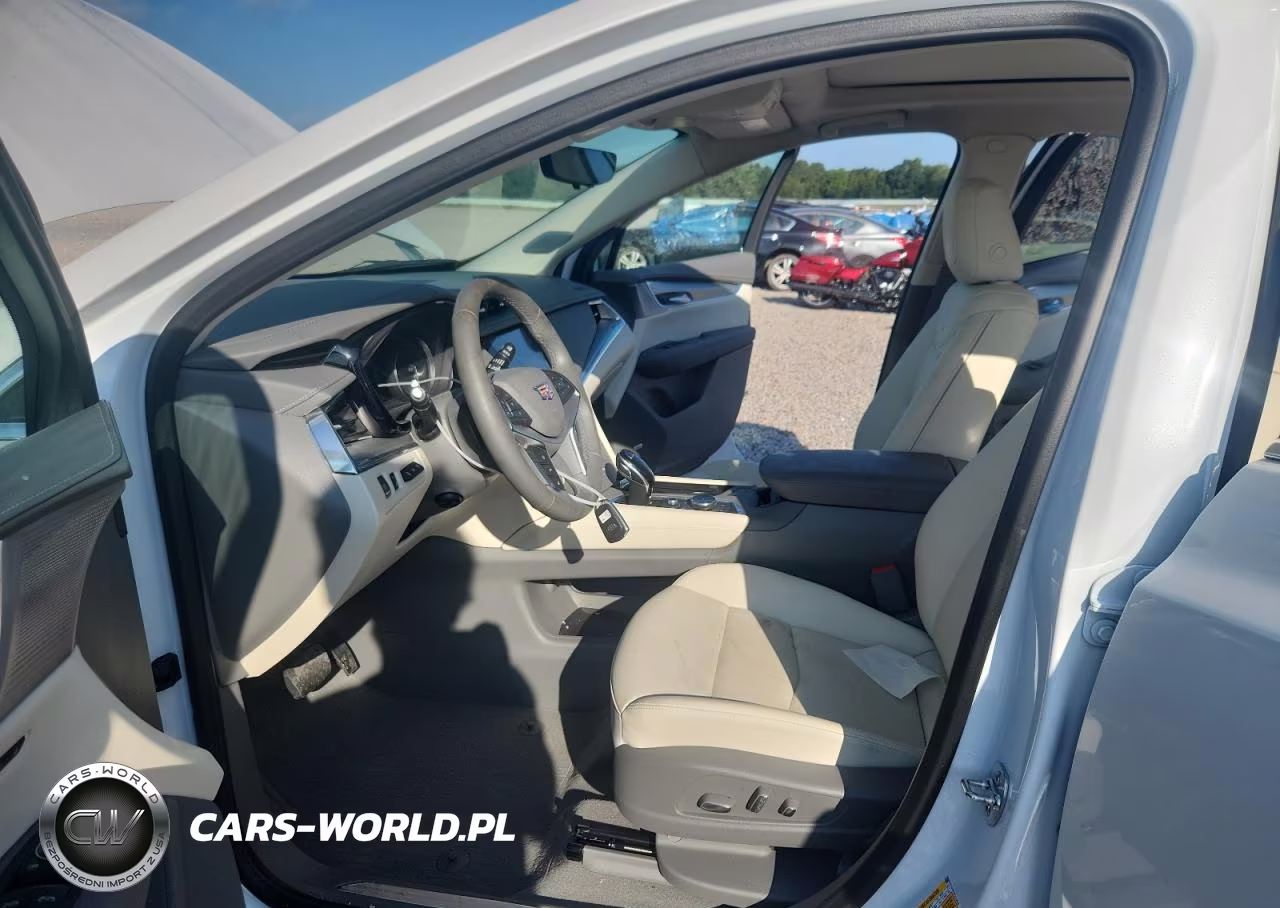 2026 Cadillac Xt5 Premium Luxury VIN:1GYKNCRS9TZ110510 - 7