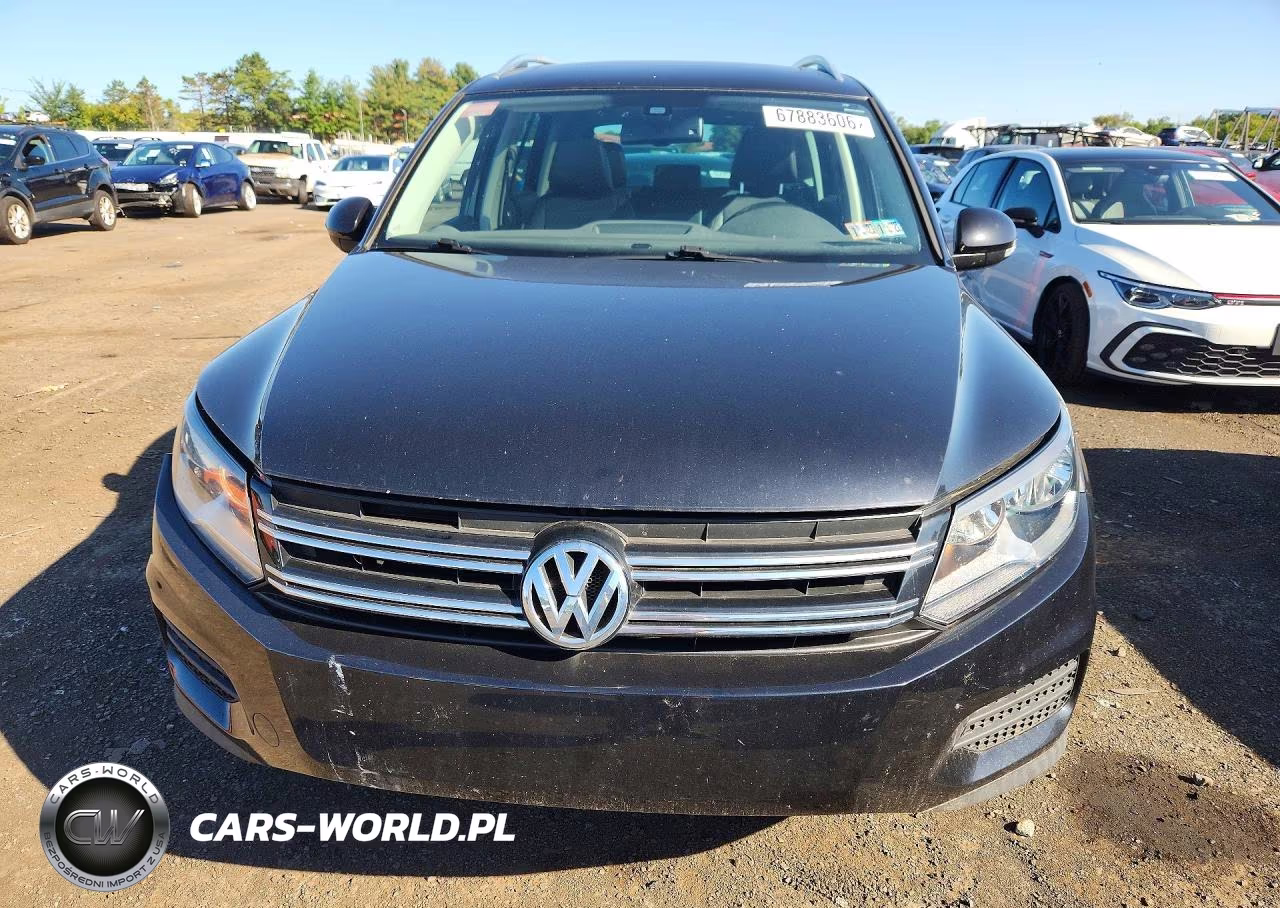 2017 Volkswagen Tiguan Wolfsburg VIN:WVGSV7AX3HK020981 - 5