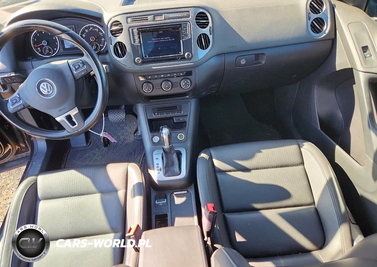 2017 Volkswagen Tiguan Wolfsburg VIN:WVGSV7AX3HK020981 - 8