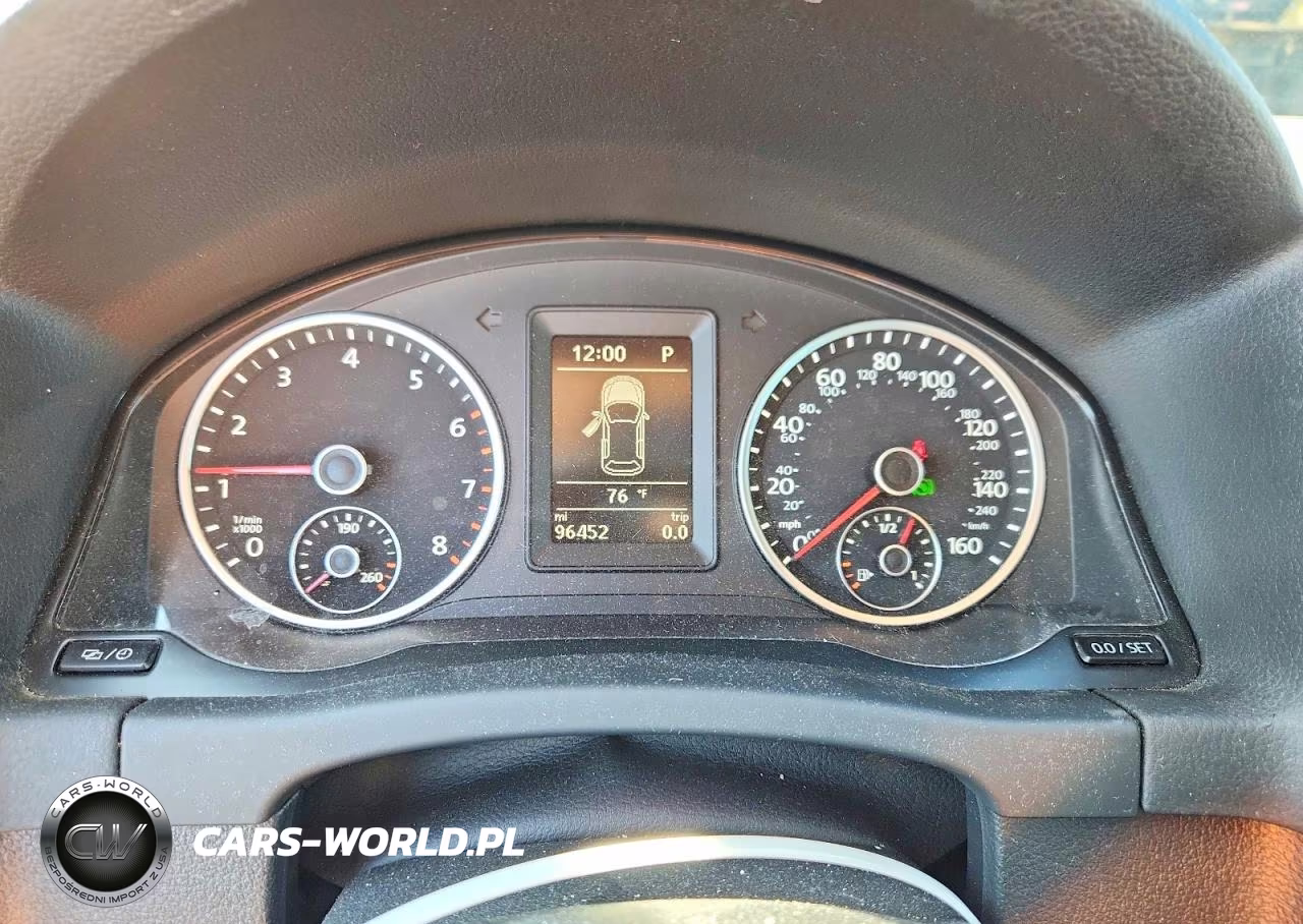 2017 Volkswagen Tiguan Wolfsburg VIN:WVGSV7AX3HK020981 - 9