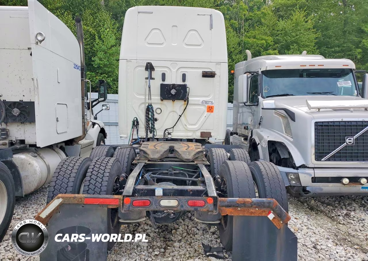 2019 Freightliner Cascadia 125" Sleeper Cab Semi Truck VIN:3AKJGLDR9KSKT3450 - 6