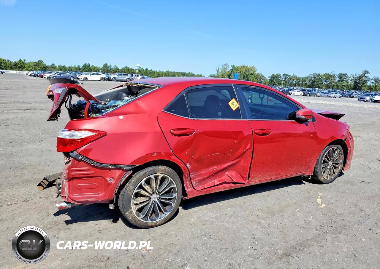 2015 Toyota Corolla S Plus VIN:2T1BURHE1FC379087 - 3