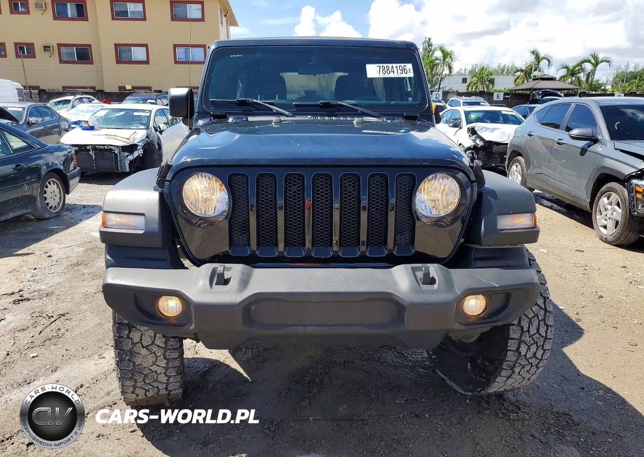 2018 Jeep Wrangler Unlimited Sport VIN:1C4HJXDG5JW151978 - 5