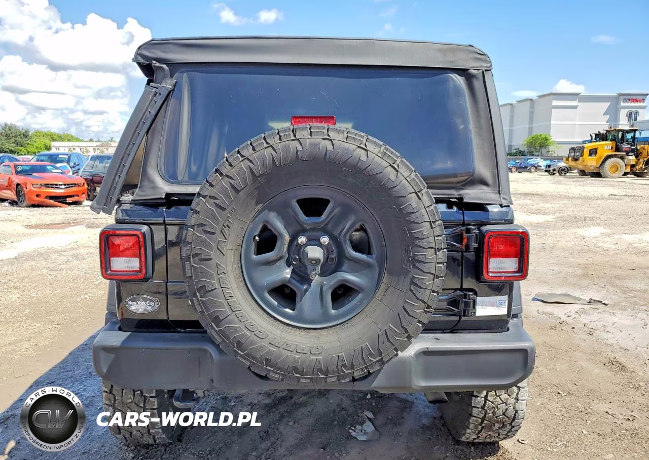 2018 Jeep Wrangler Unlimited Sport VIN:1C4HJXDG5JW151978 - 6