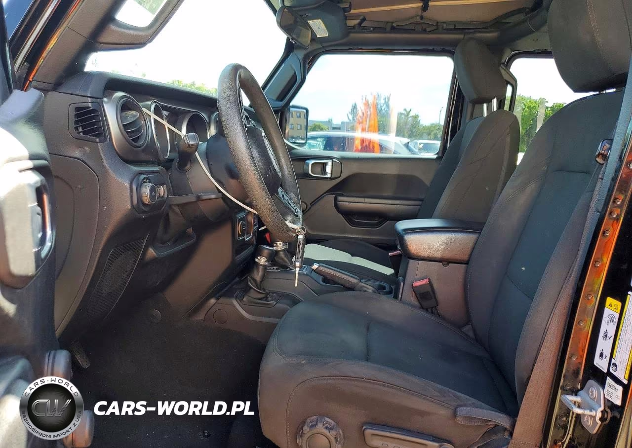 2018 Jeep Wrangler Unlimited Sport VIN:1C4HJXDG5JW151978 - 7