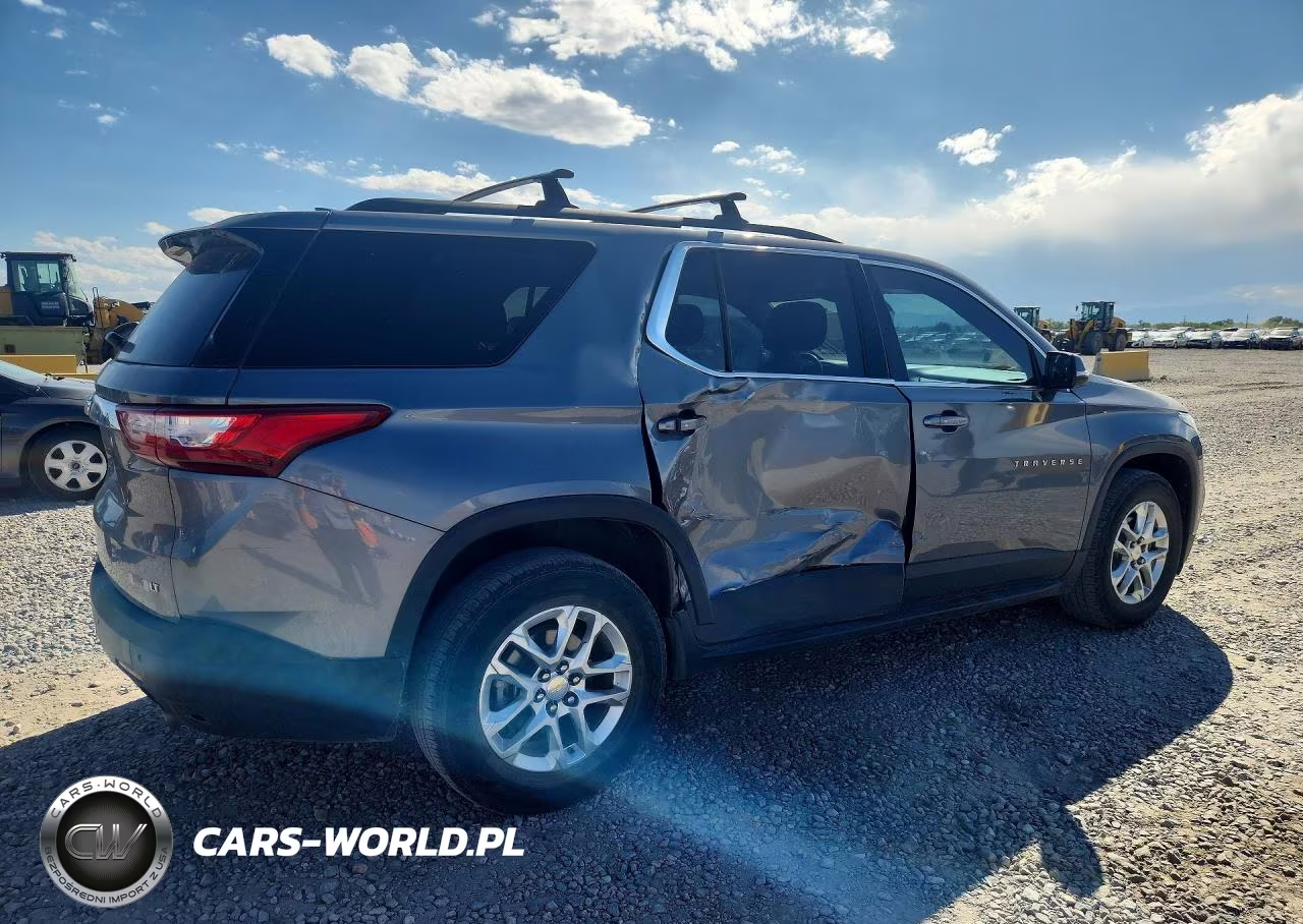 2019 Chevrolet Traverse Lt VIN:1GNEVGKW4KJ302350 - 3
