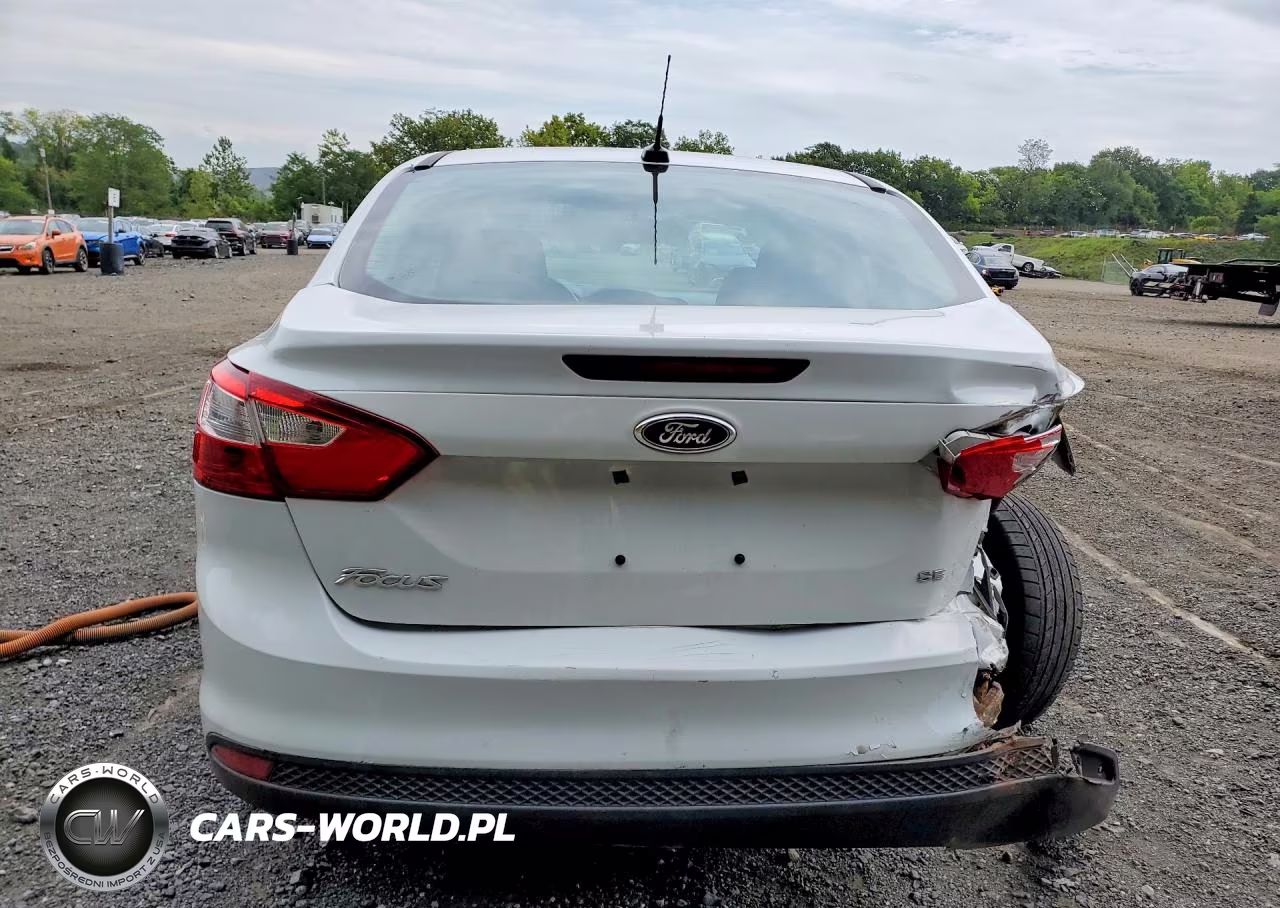 2014 Ford Focus Se VIN:1FADP3F25EL365745 - 6