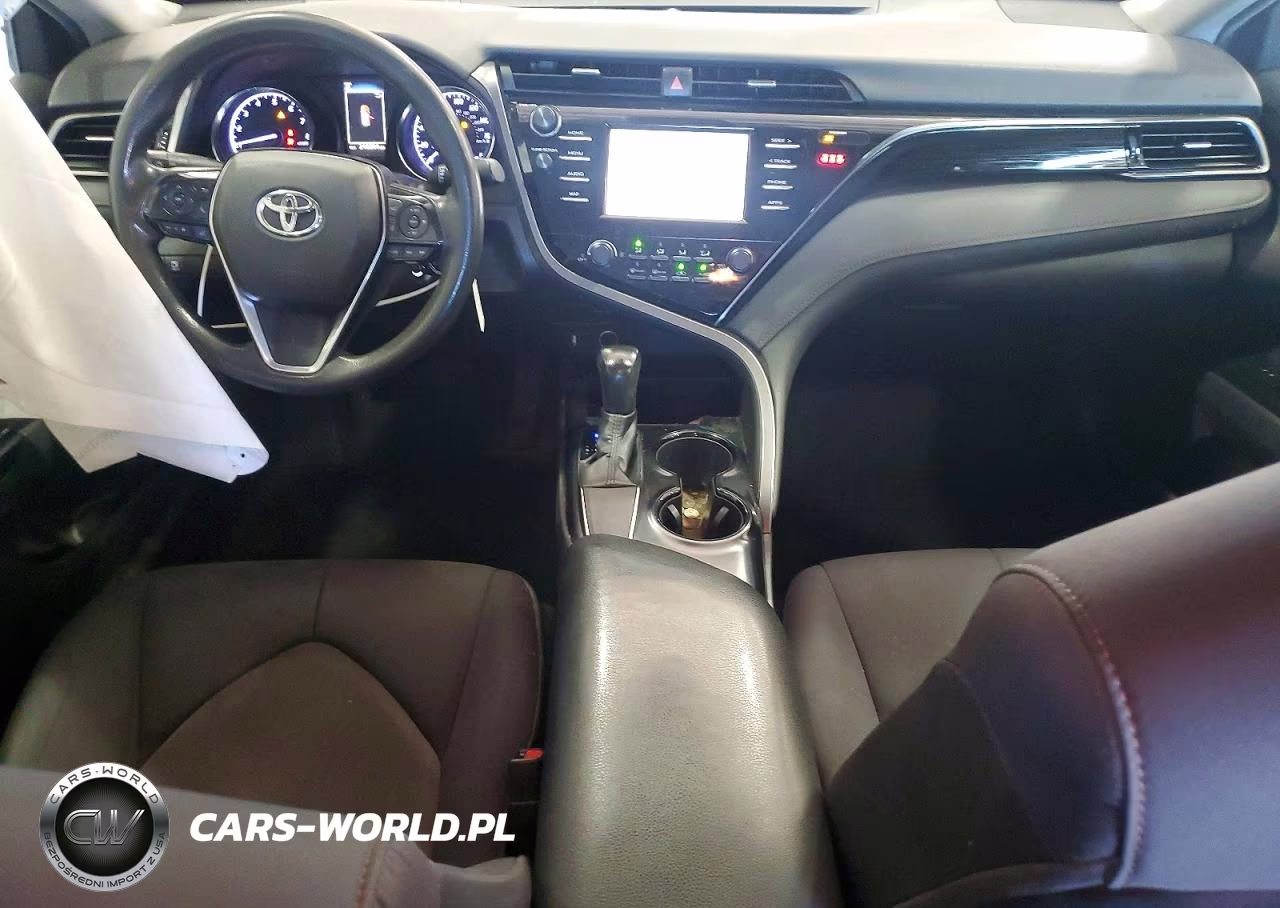 2019 Toyota Camry Le VIN:4T1B11HK7KU768051 - 8