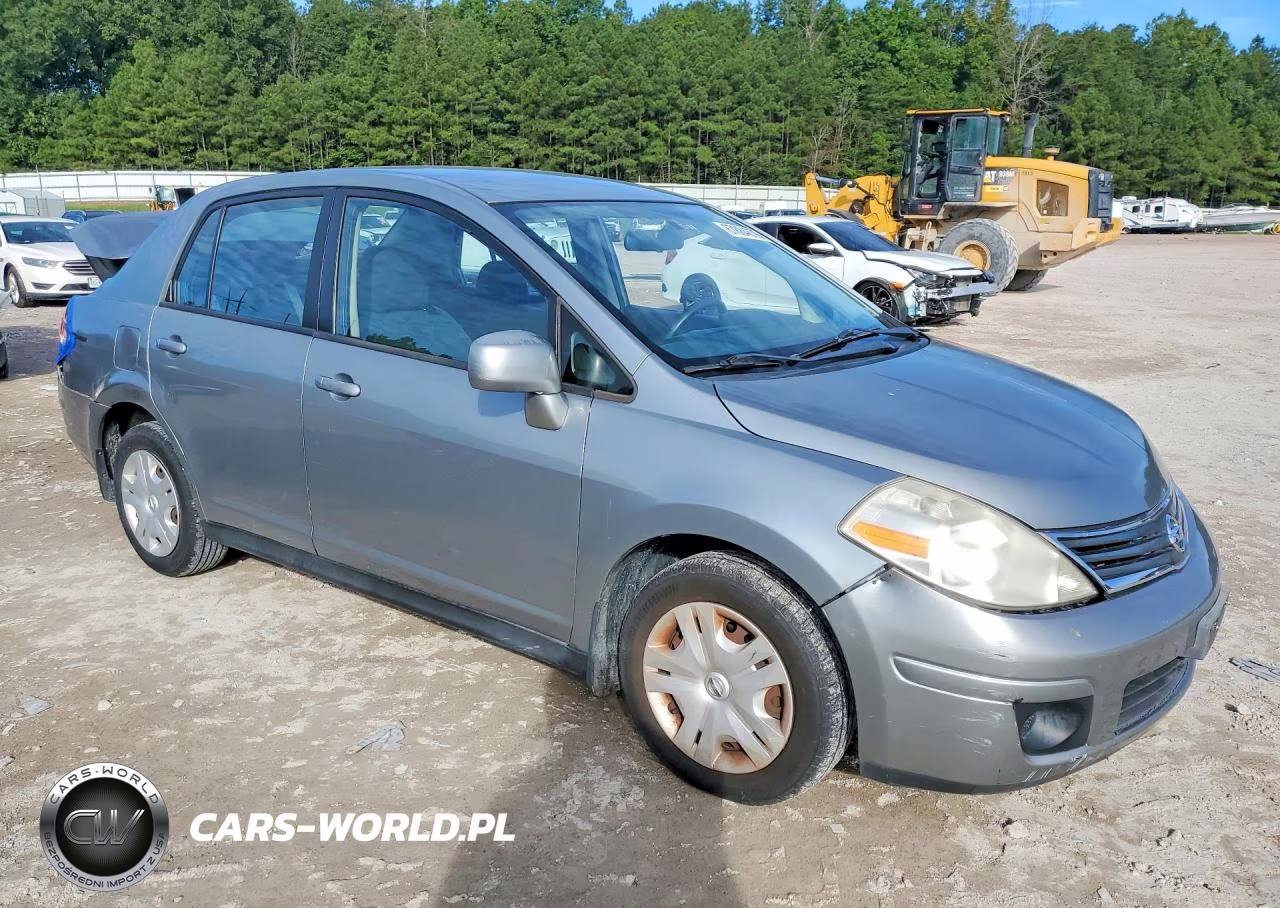 2010 Nissan Versa 1.8 S VIN:3N1BC1AP0AL458940 - 4
