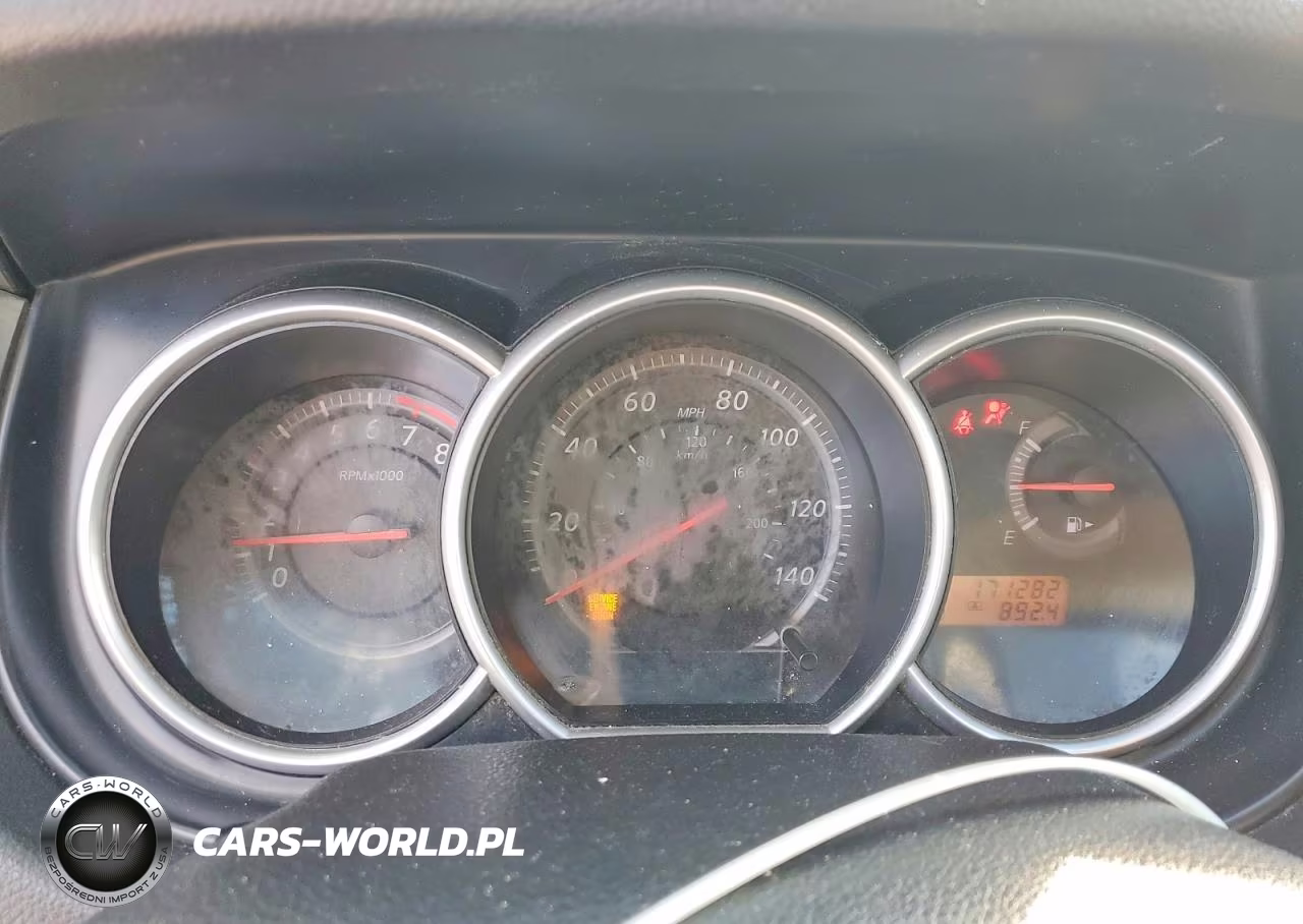 2010 Nissan Versa 1.8 S VIN:3N1BC1AP0AL458940 - 9