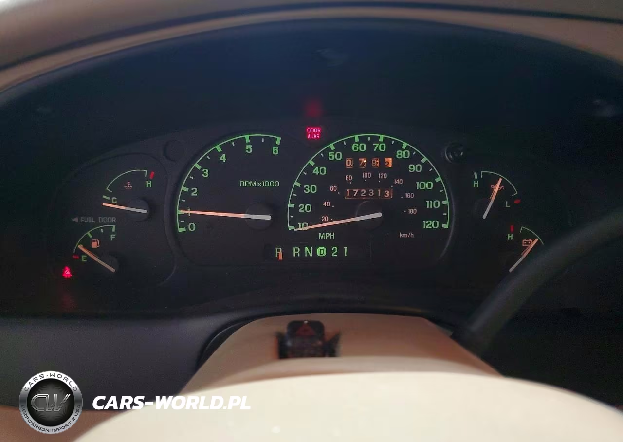 2000 Ford Explorer Eddie Bauer VIN:1FMZU74EXYZA88732 - 9