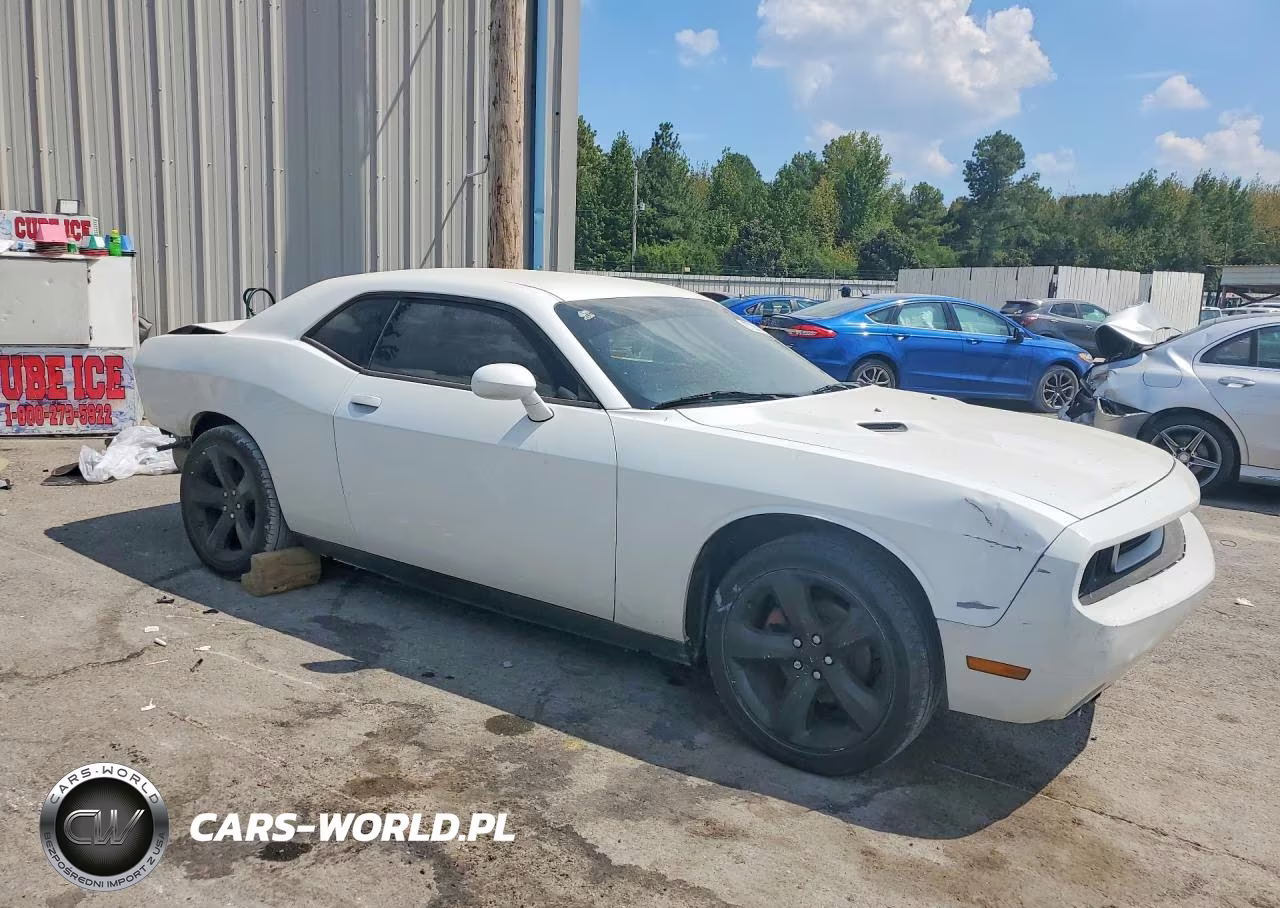 2011 Dodge Challenger VIN:2B3CJ4DG8BH565590 - 4