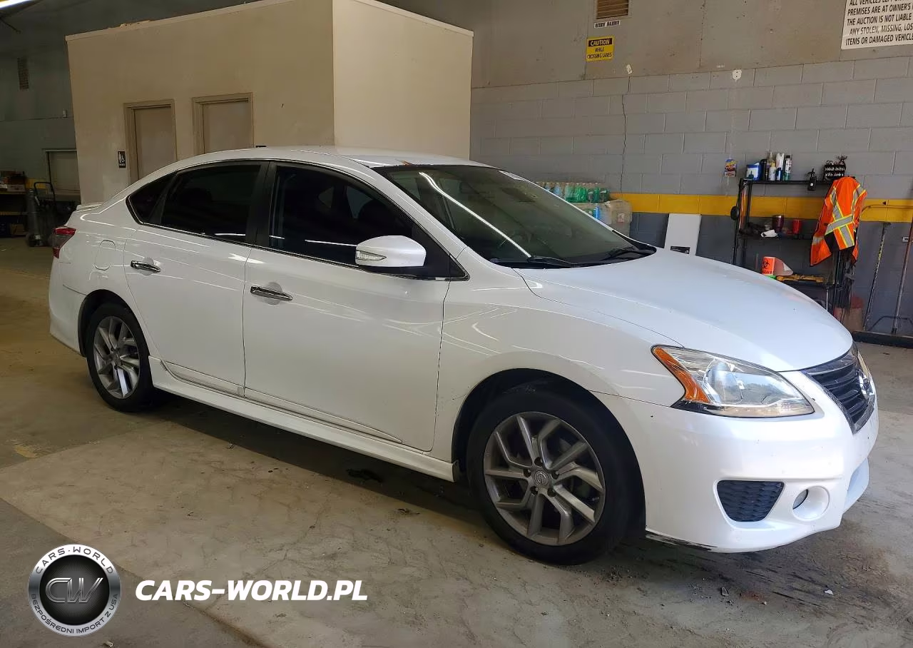 2015 Nissan Sentra Sr VIN:3N1AB7AP9FY301399 - 4