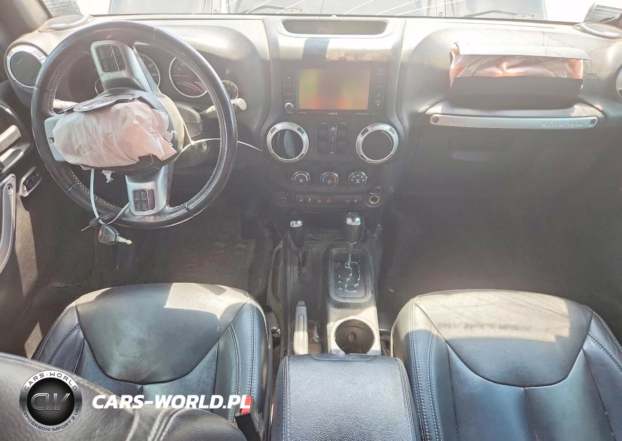 2016 Jeep Wrangler Unlimited Rubicon VIN:1C4BJWFG8GL343516 - 8