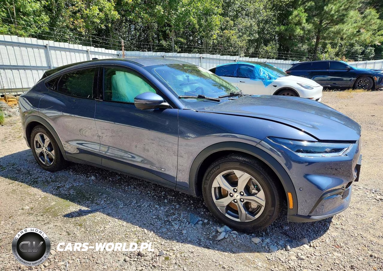 2021 Ford Mustang Mach-E Select VIN:3FMTK1RM1MMA26088 - 4
