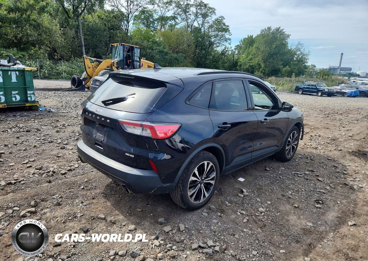 2021 Ford Escape Se VIN:1FMCU9G60MUA37494 - 3