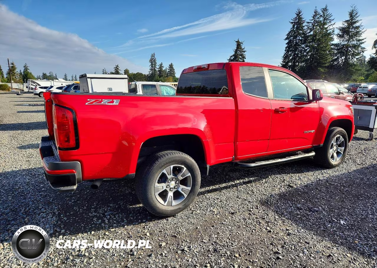 2015 Chevrolet Colorado Z71 VIN:1GCHTCE34F1211672 - 3