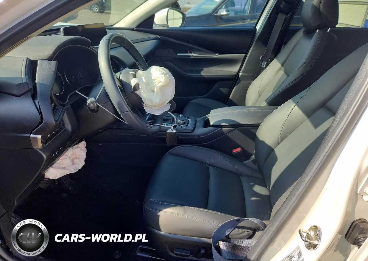 2026 Mazda Cx-30 Preferred VIN:3MVDMBCLXTM117527 - 7