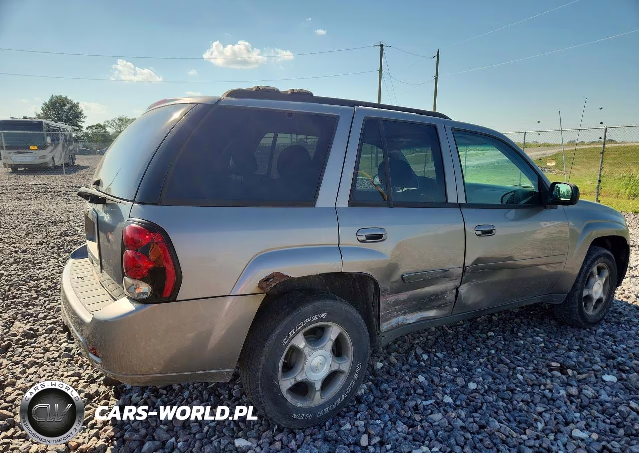 2009 Chevrolet Trailblazer Lt VIN:1GNDT33S592129674 - 3