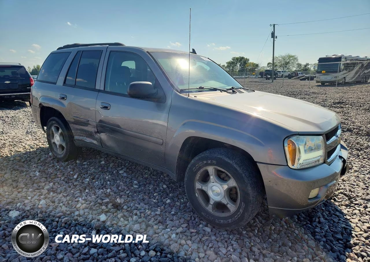 2009 Chevrolet Trailblazer Lt VIN:1GNDT33S592129674 - 4