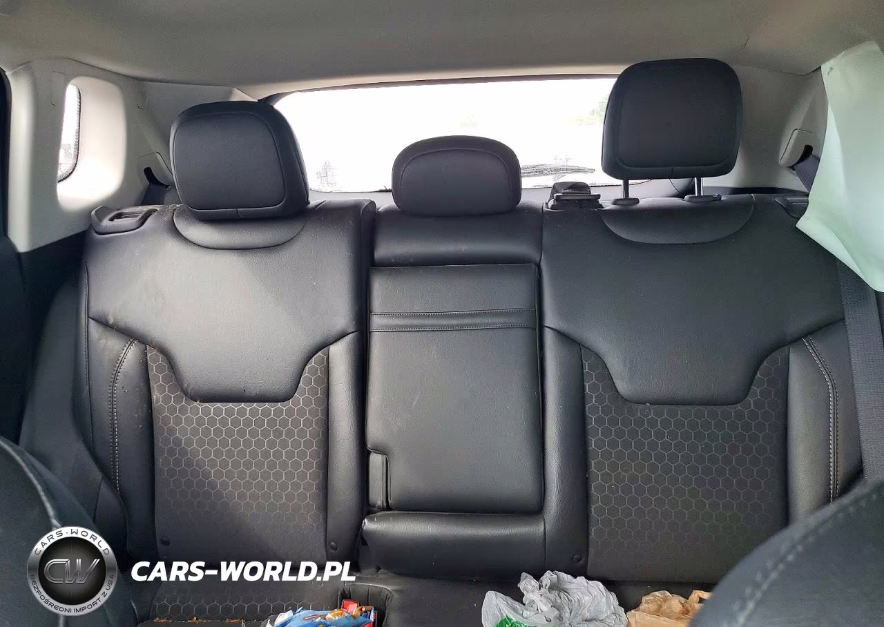 2019 Jeep Compass Latitude VIN:3C4NJCBB7KT685493 - 10