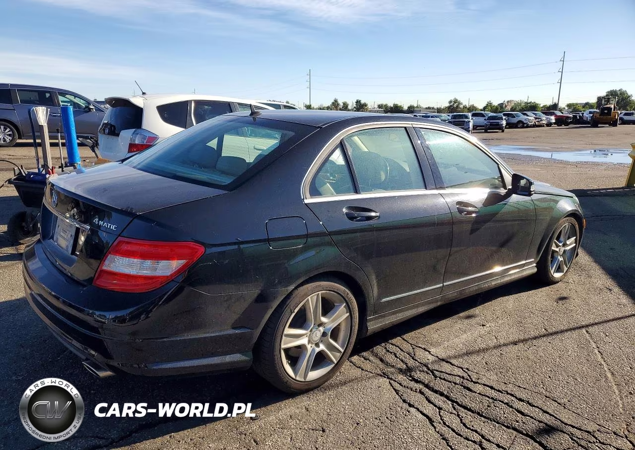 2011 Mercedes-Benz C 300 4Matic VIN:WDDGF8BB3BR167256 - 3