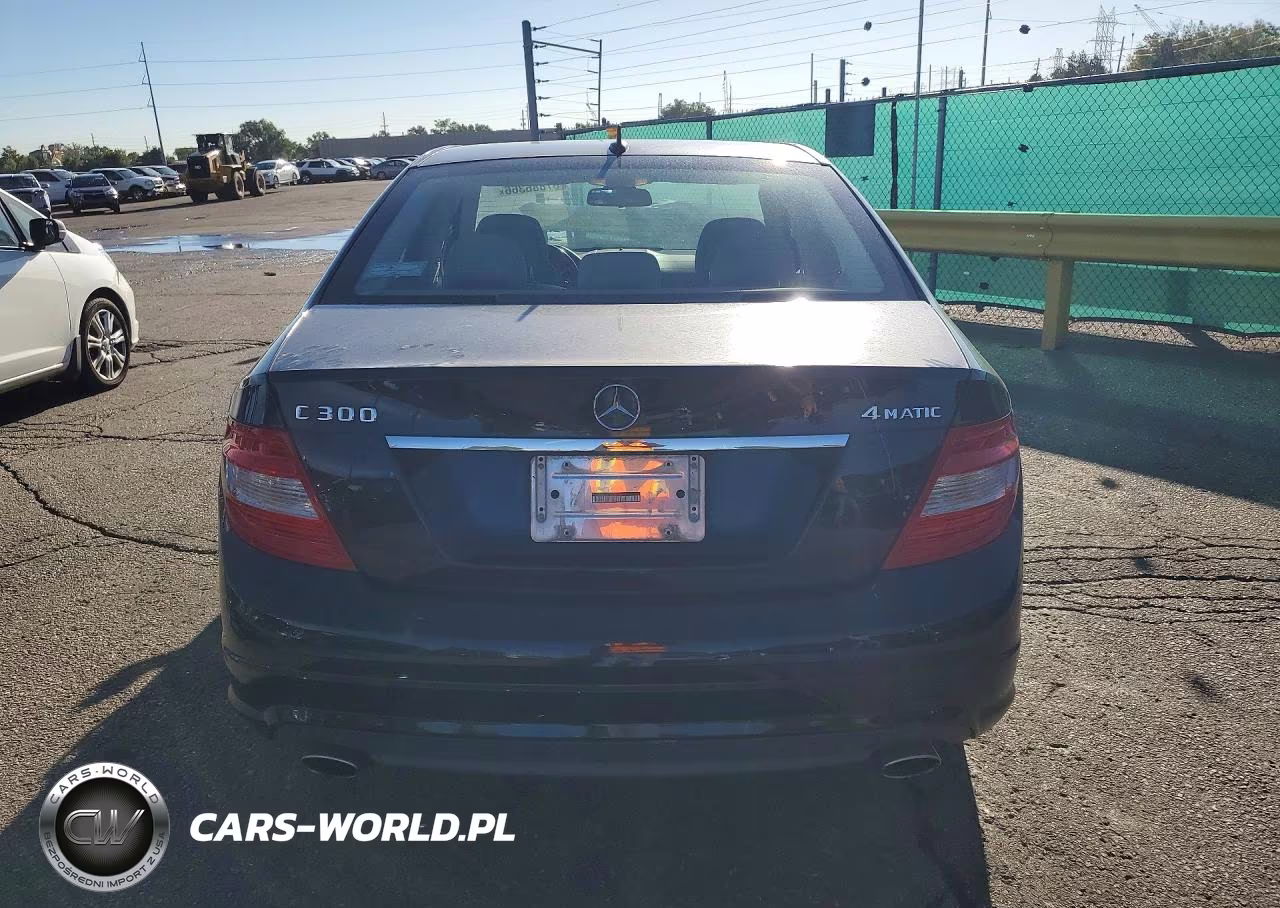 2011 Mercedes-Benz C 300 4Matic VIN:WDDGF8BB3BR167256 - 6