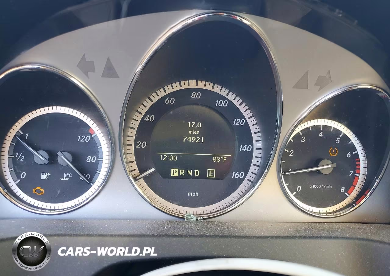 2011 Mercedes-Benz C 300 4Matic VIN:WDDGF8BB3BR167256 - 9