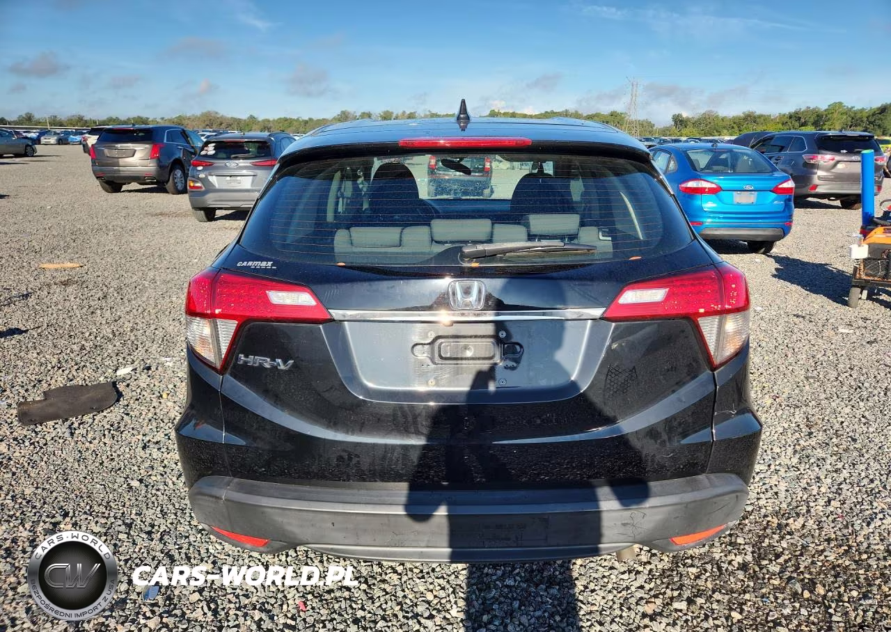 2021 Honda Hr-V Lx VIN:3CZRU5H34MM701399 - 6