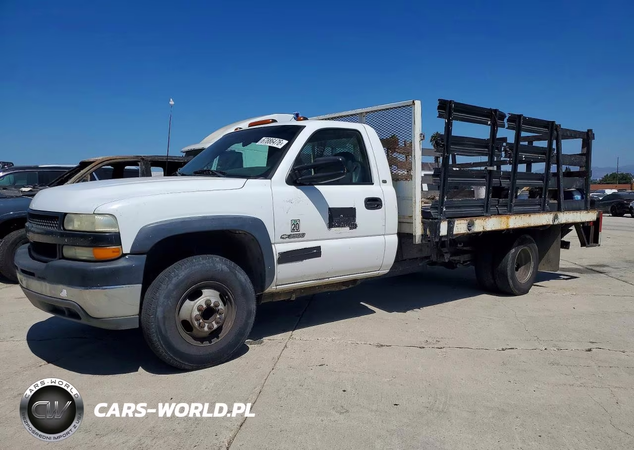 2002 Chevrolet Silverado C3500 VIN:1GBJC34U02F159003 - 1