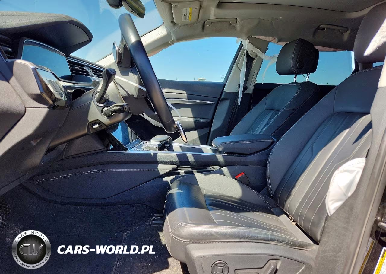 2021 Audi E-Tron Premium VIN:WA1AAAGE8MB022373 - 7