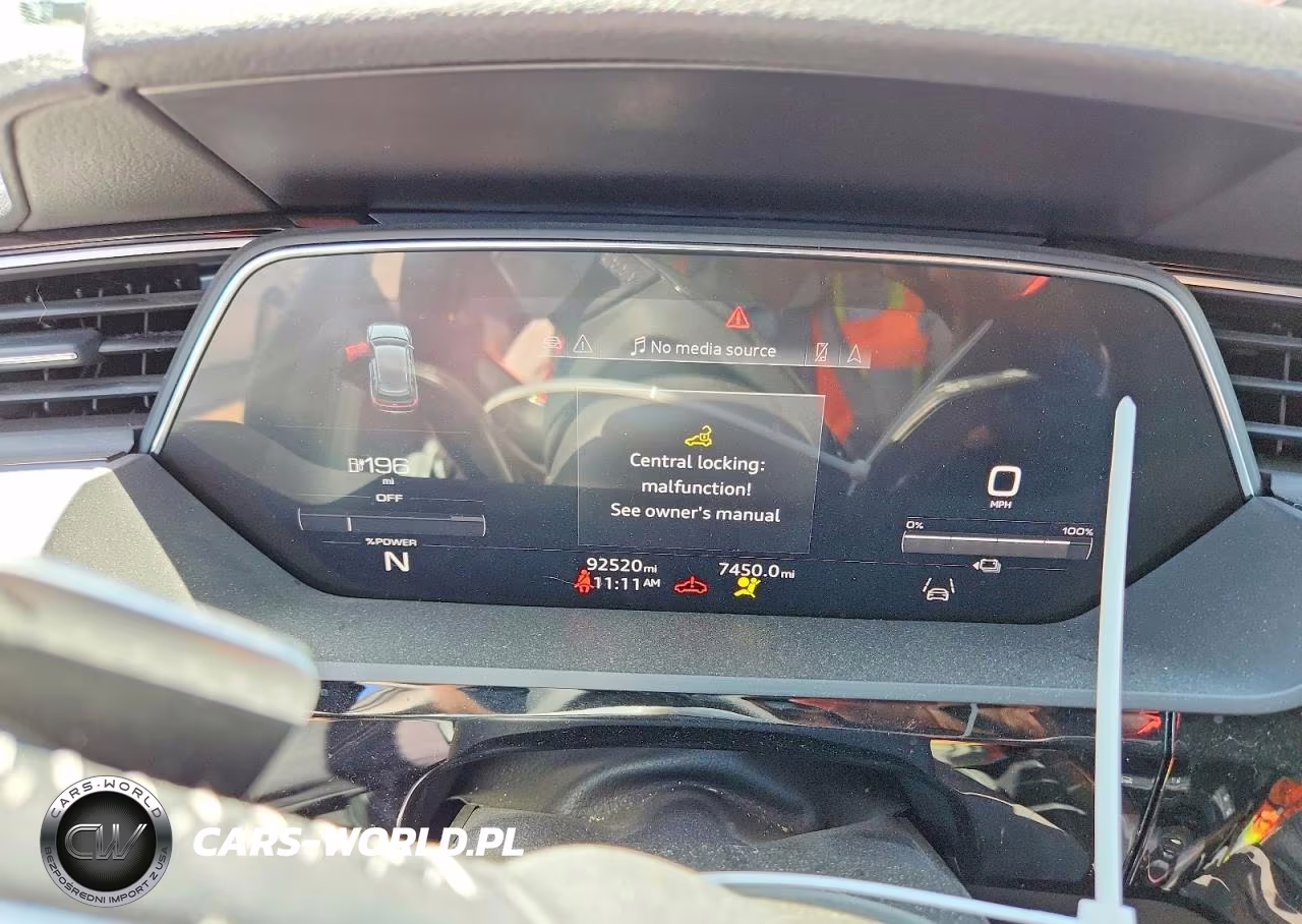 2021 Audi E-Tron Premium VIN:WA1AAAGE8MB022373 - 9