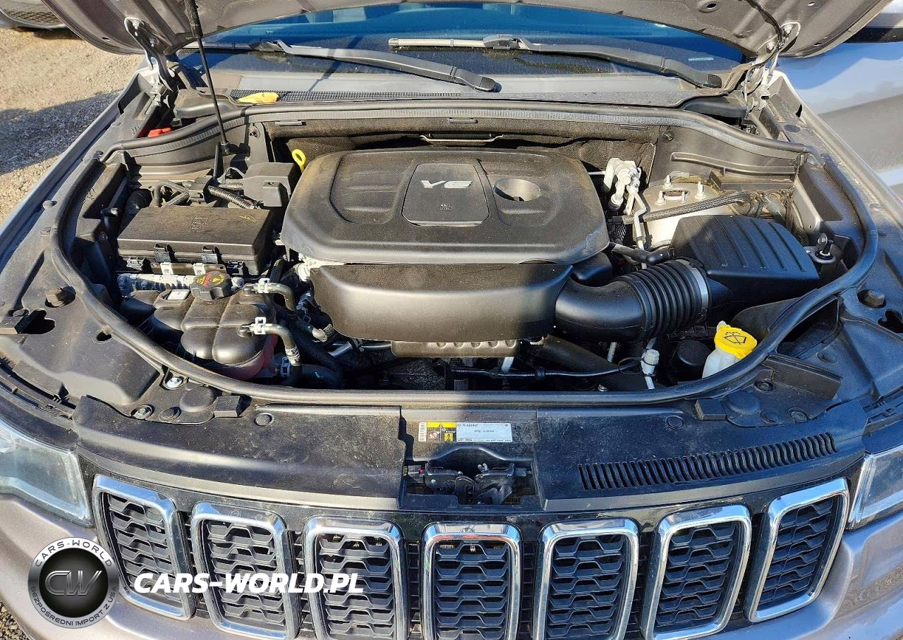 2017 Jeep Grand Cherokee Laredo VIN:1C4RJFAG4HC882304 - 12