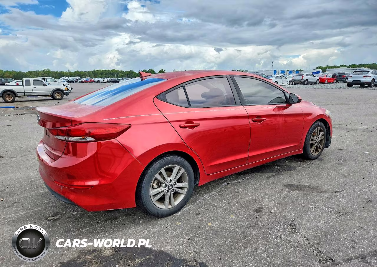 2018 Hyundai Elantra Sel VIN:5NPD84LF3JH353581 - 3