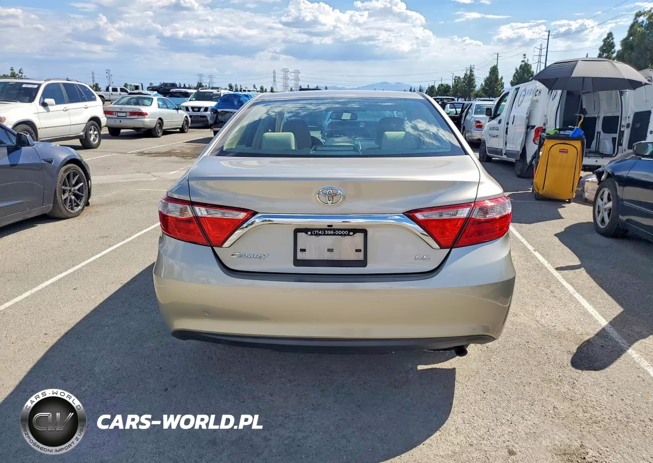 2017 Toyota Camry Le VIN:4T1BF1FK2HU293499 - 6