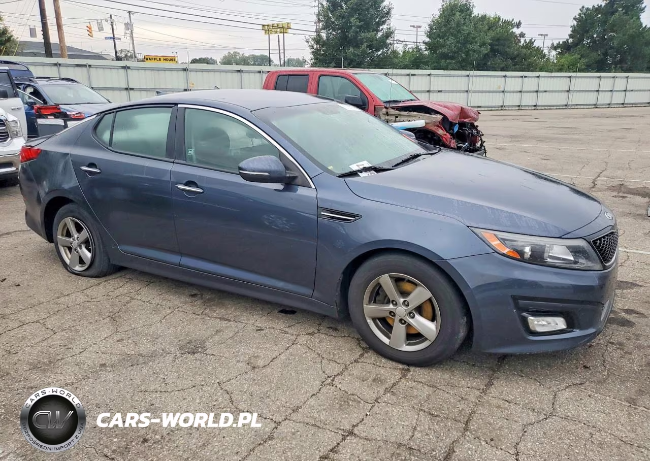 2015 Kia Optima Lx VIN:5XXGM4A75FG358174 - 4