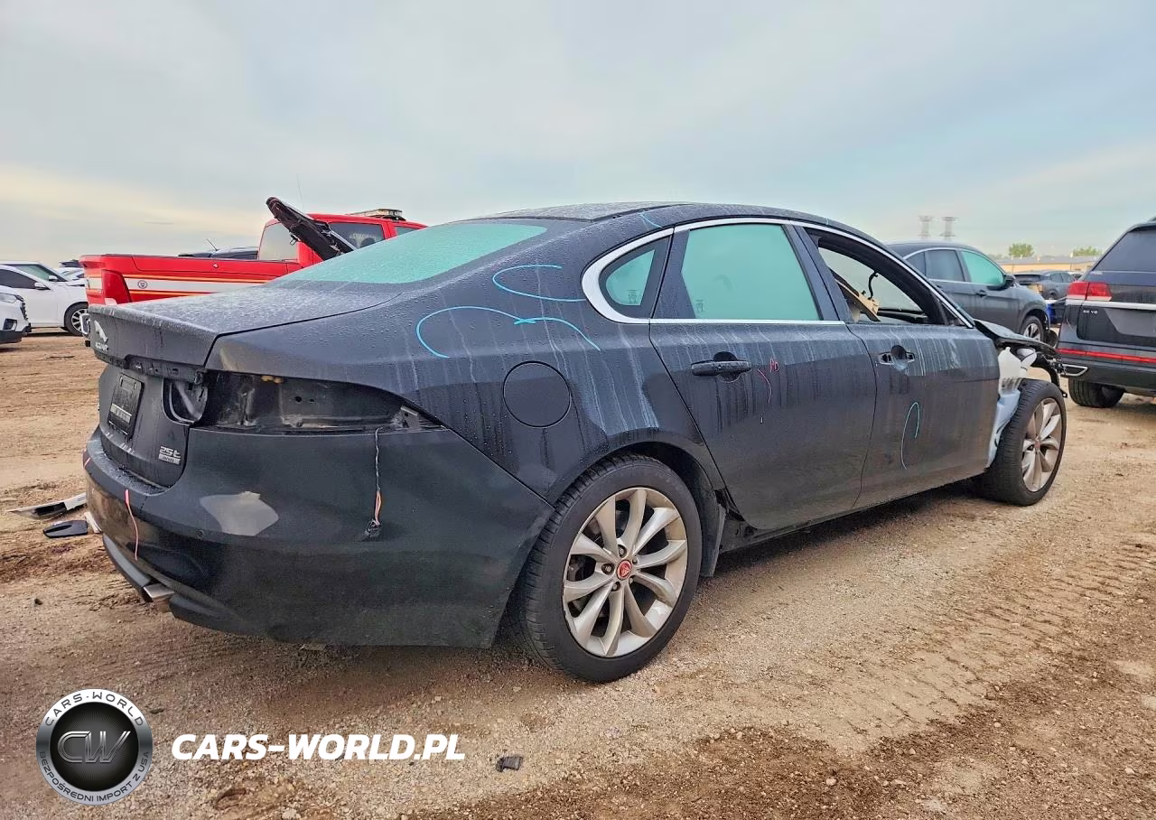 2020 Jaguar Xf Premium VIN:SAJBJ4FX3LCY83114 - 3