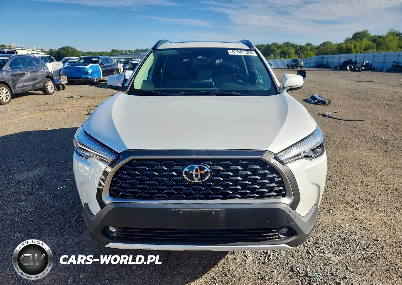 2023 Toyota Corolla Cross Xle VIN:7MUDAABG6PV066869 - 5