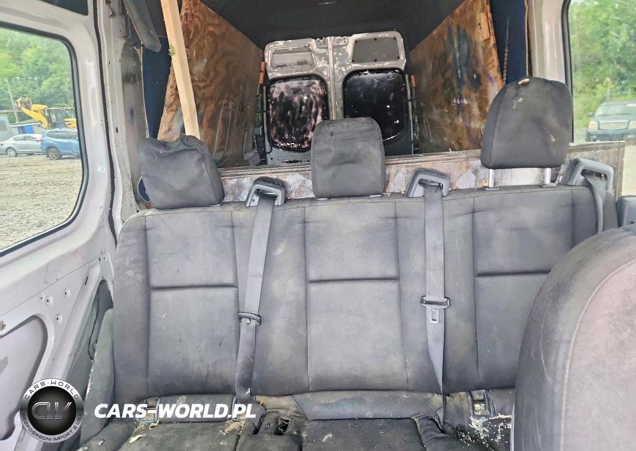 2019 Mercedes-Benz Sprinter 2500-3500 VIN:WD4PF1CD5KP036686 - 10