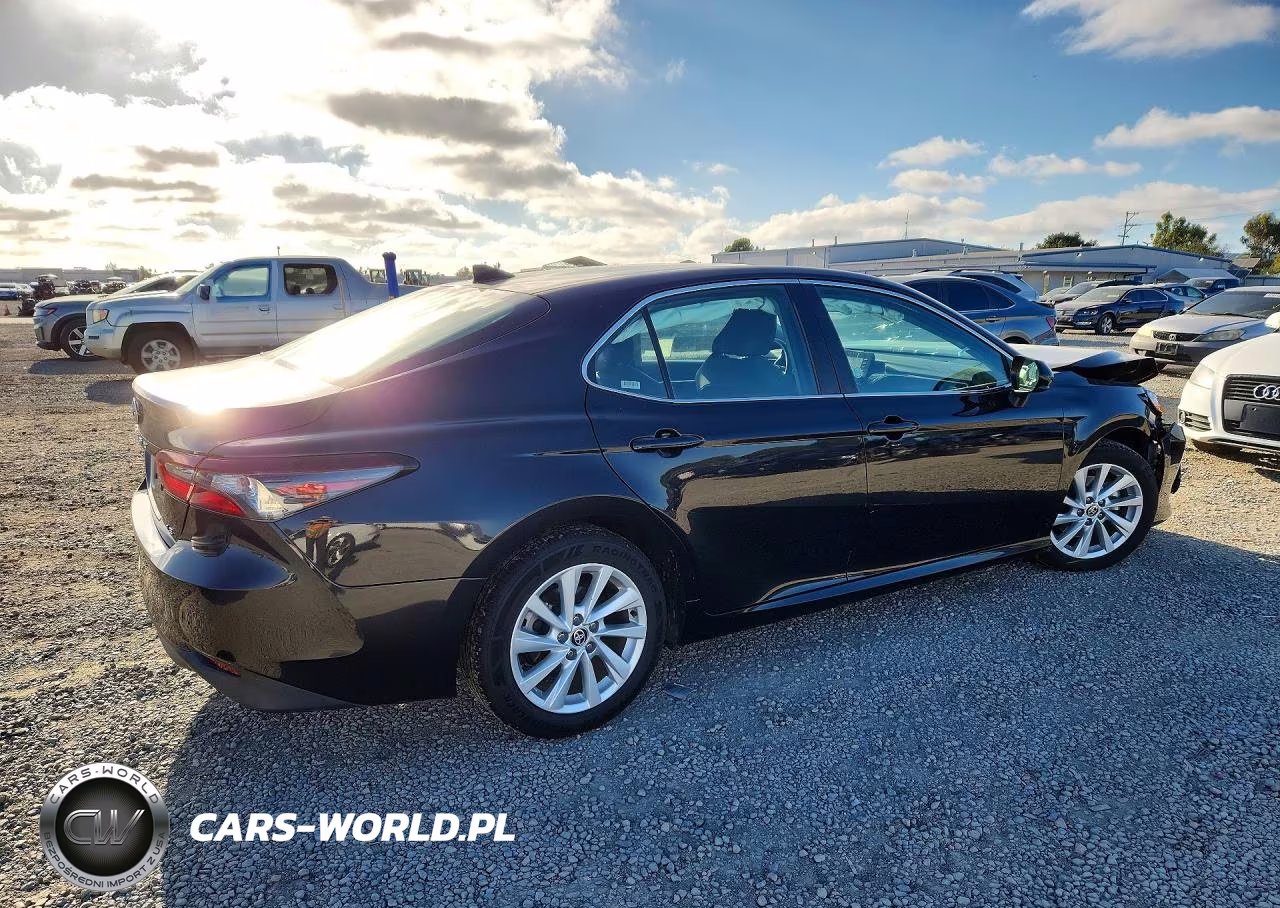 2023 Toyota Camry Le VIN:4T1C11AK3PU823049 - 3