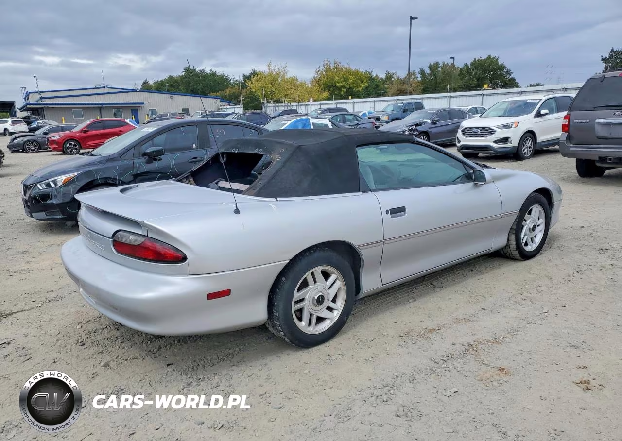 1996 Chevrolet Camaro Base VIN:2G1FP32K8T2134806 - 3