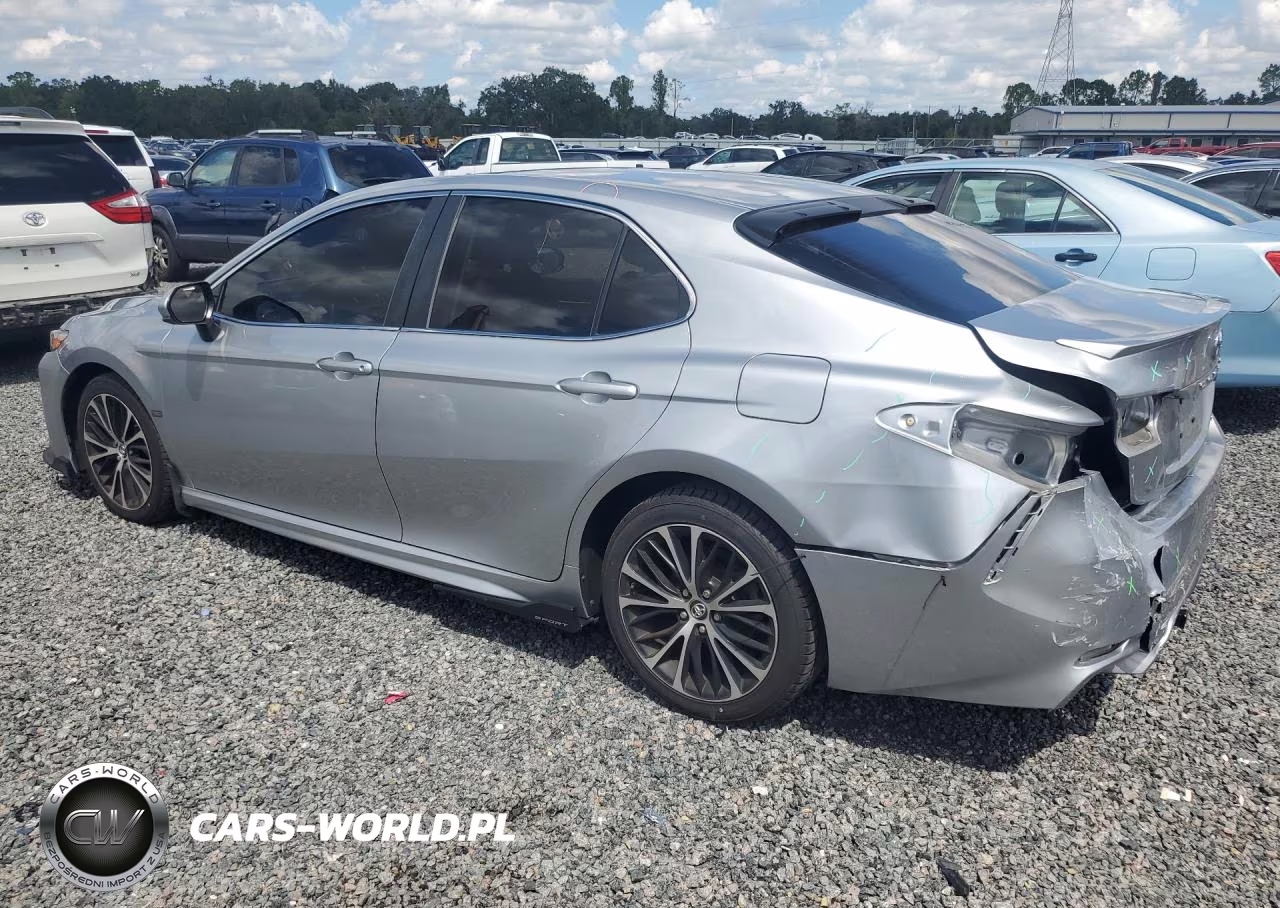 2018 Toyota Camry L VIN:4T1B11HK8JU610302 - 2