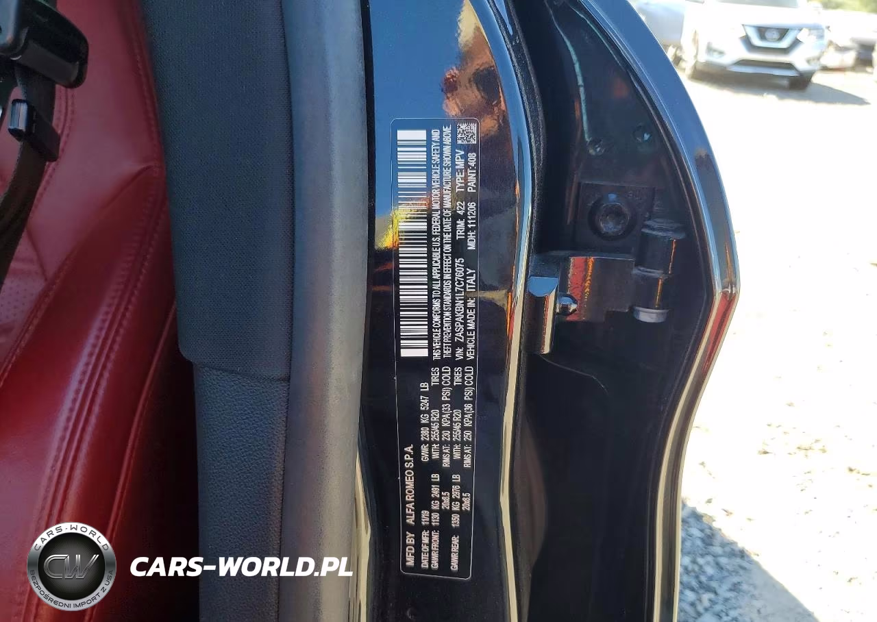 2020 Alfa Romeo Stelvio Ti VIN:ZASPAKBN1L7C76075 - 13
