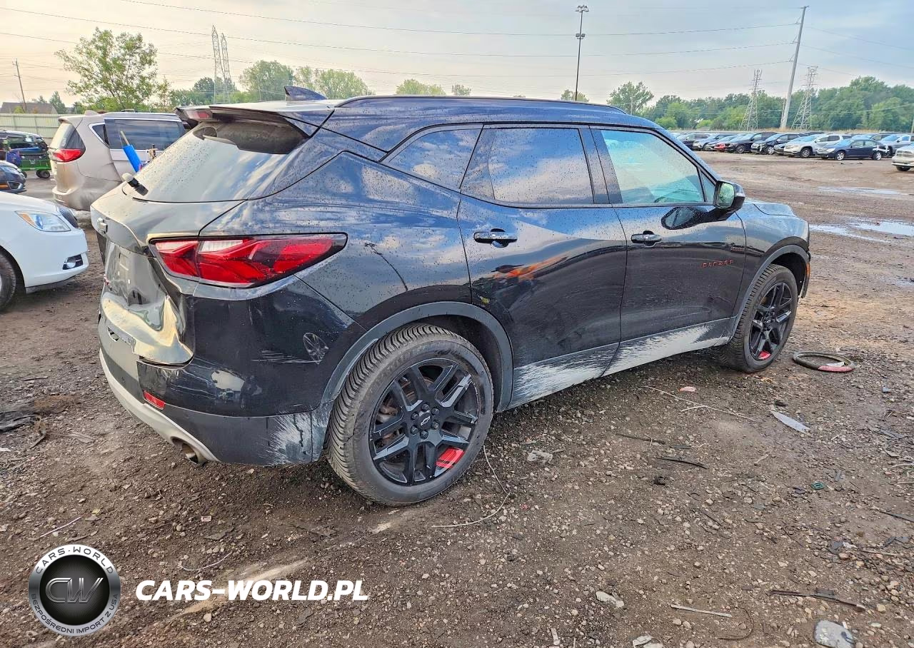 2021 Chevrolet Blazer 2Lt VIN:3GNKBHRS6MS551805 - 3