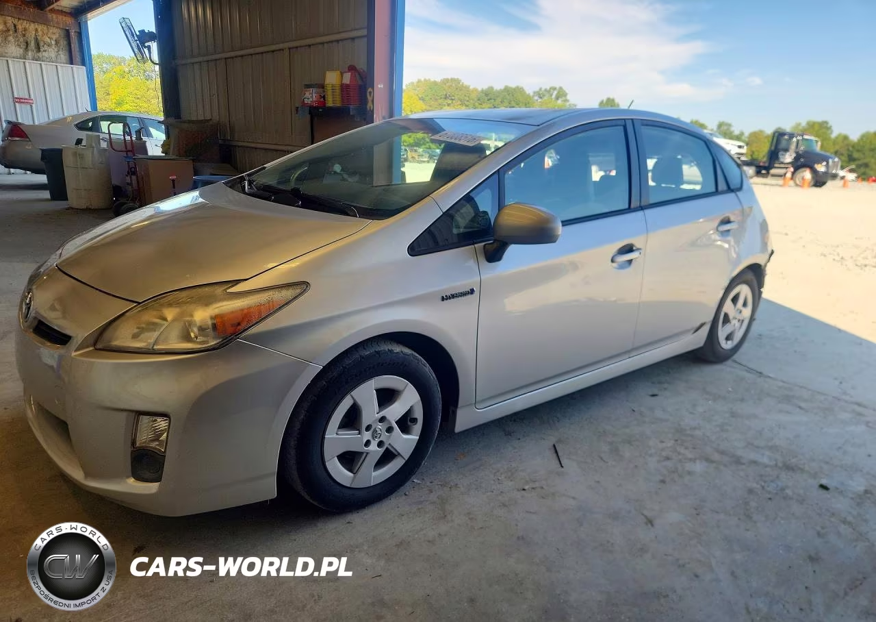 2011 Toyota Prius Two – zdjęcie 1 z 13