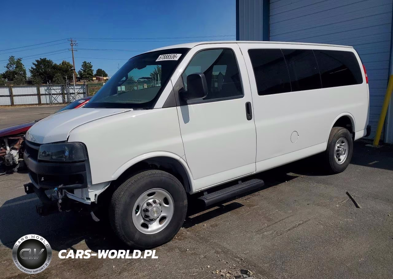 2022 Chevrolet Express Passenger Rwd 2500 Regular Wheelbase Ls – zdjęcie 1 z 13