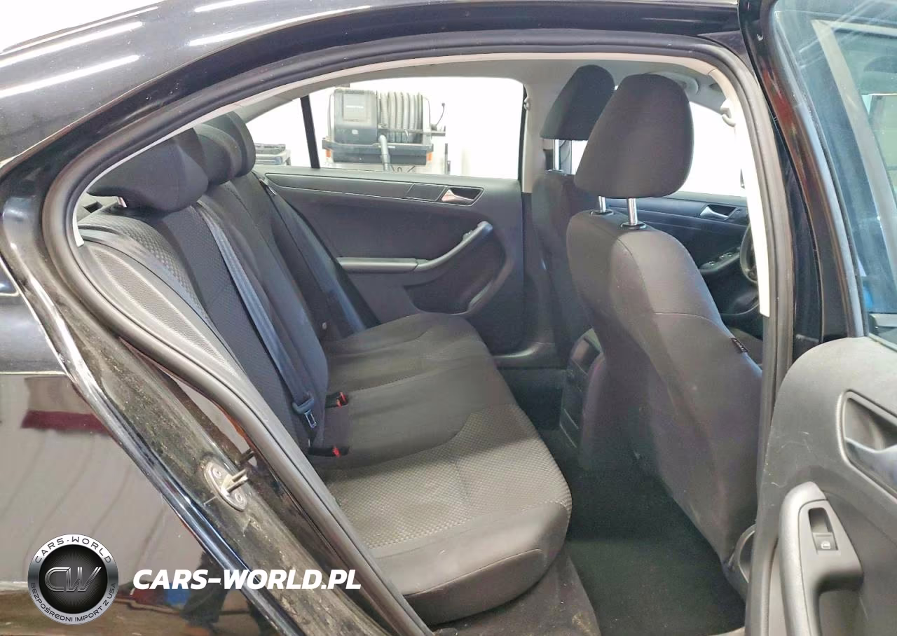 2013 Volkswagen Jetta Base VIN:3VW2K7AJXDM430766 - 10