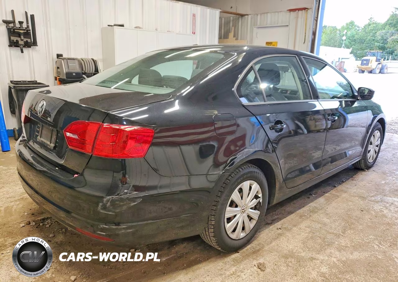 2013 Volkswagen Jetta Base VIN:3VW2K7AJXDM430766 - 3